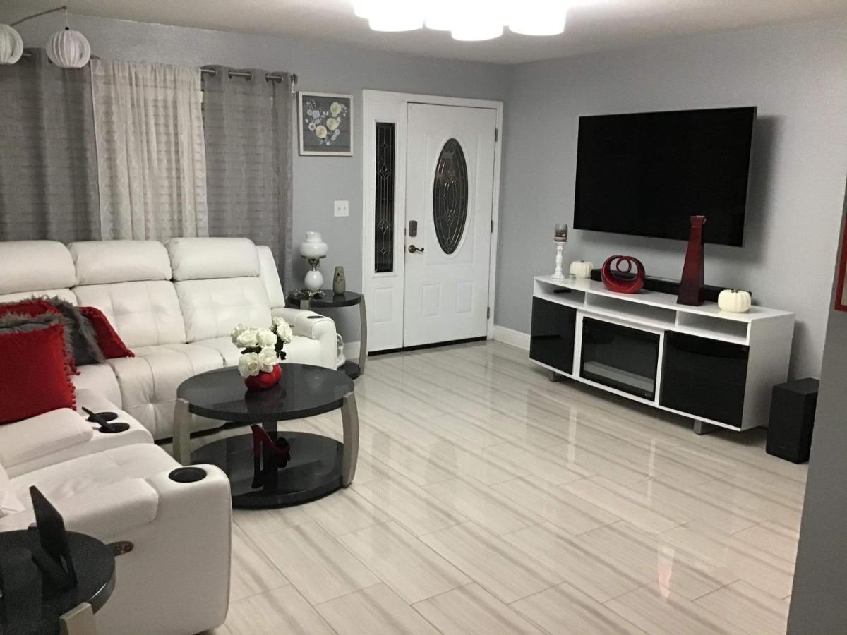 탬파 Mary'S Luxury House 빌라 외부 사진