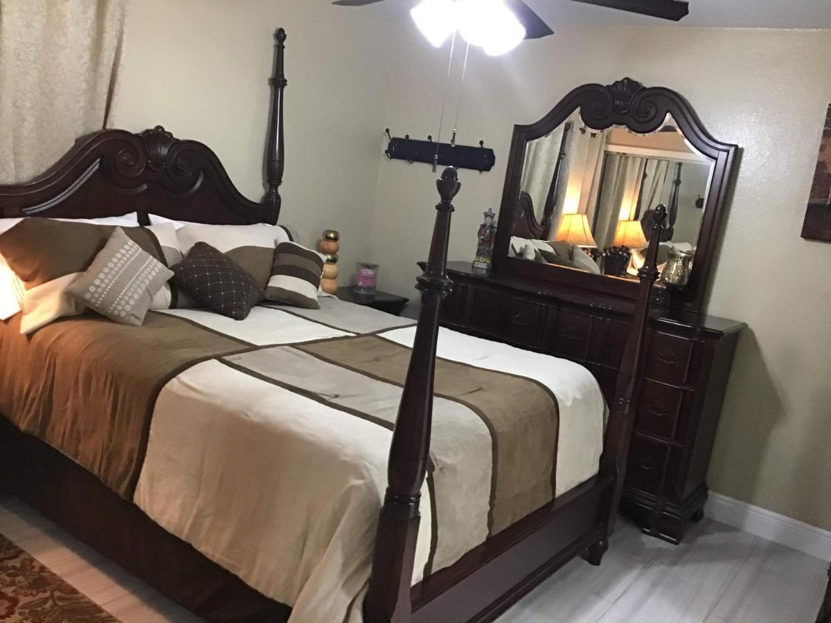탬파 Mary'S Luxury House 빌라 외부 사진